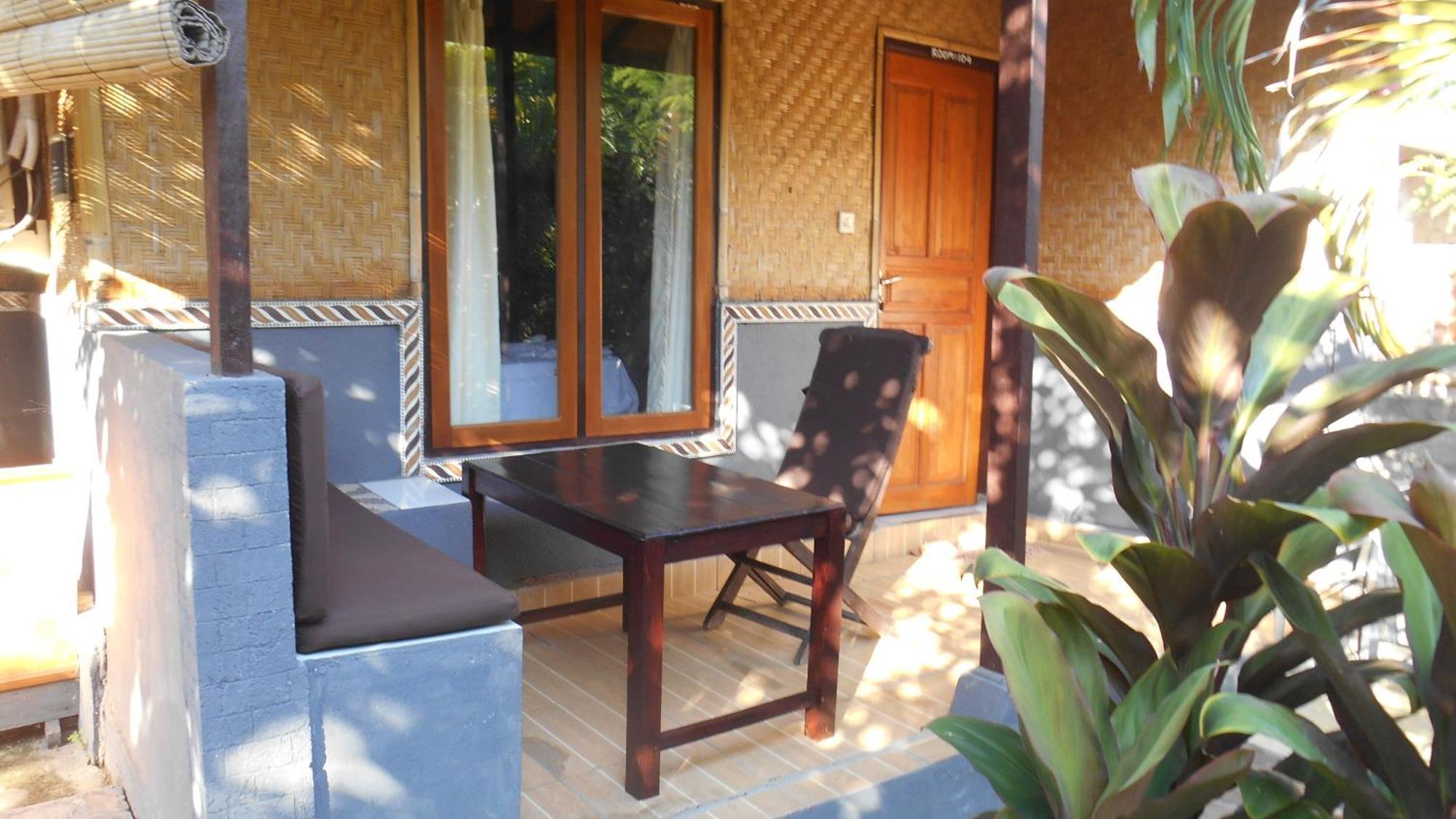 Taman Menjangan Homestay By Snorkelingmenjangan 반유웨당 외부 사진
